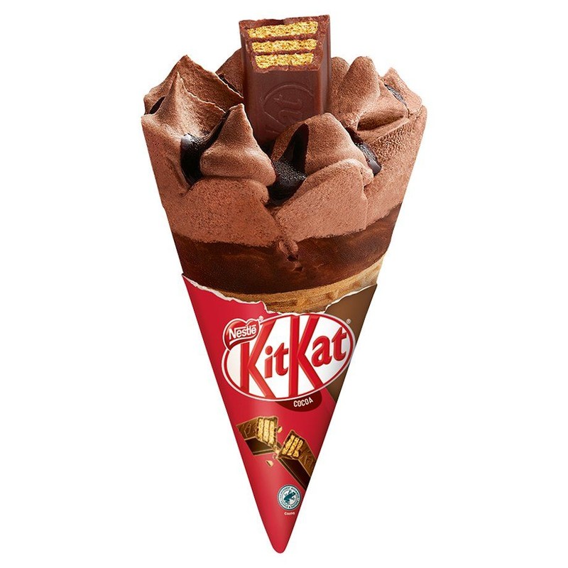 Rożek kakaowy z paluszkiem waflowym w mlecznej czekoladzie  KitKat 110 ml
