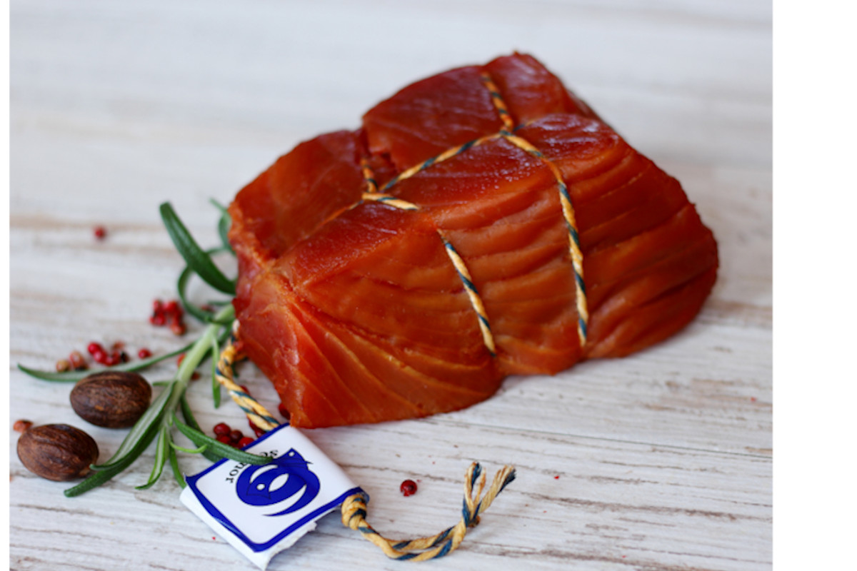 Tuńczyk Polędwica Wędzona Na Zimno Ok. 300 G