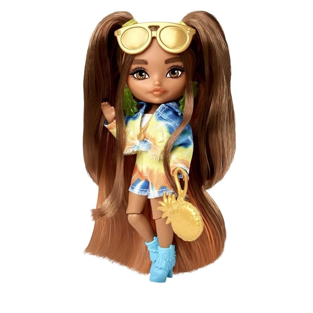 Barbie Extra Mała lalka #5 w ubranku i z akcesoriami + podstawka