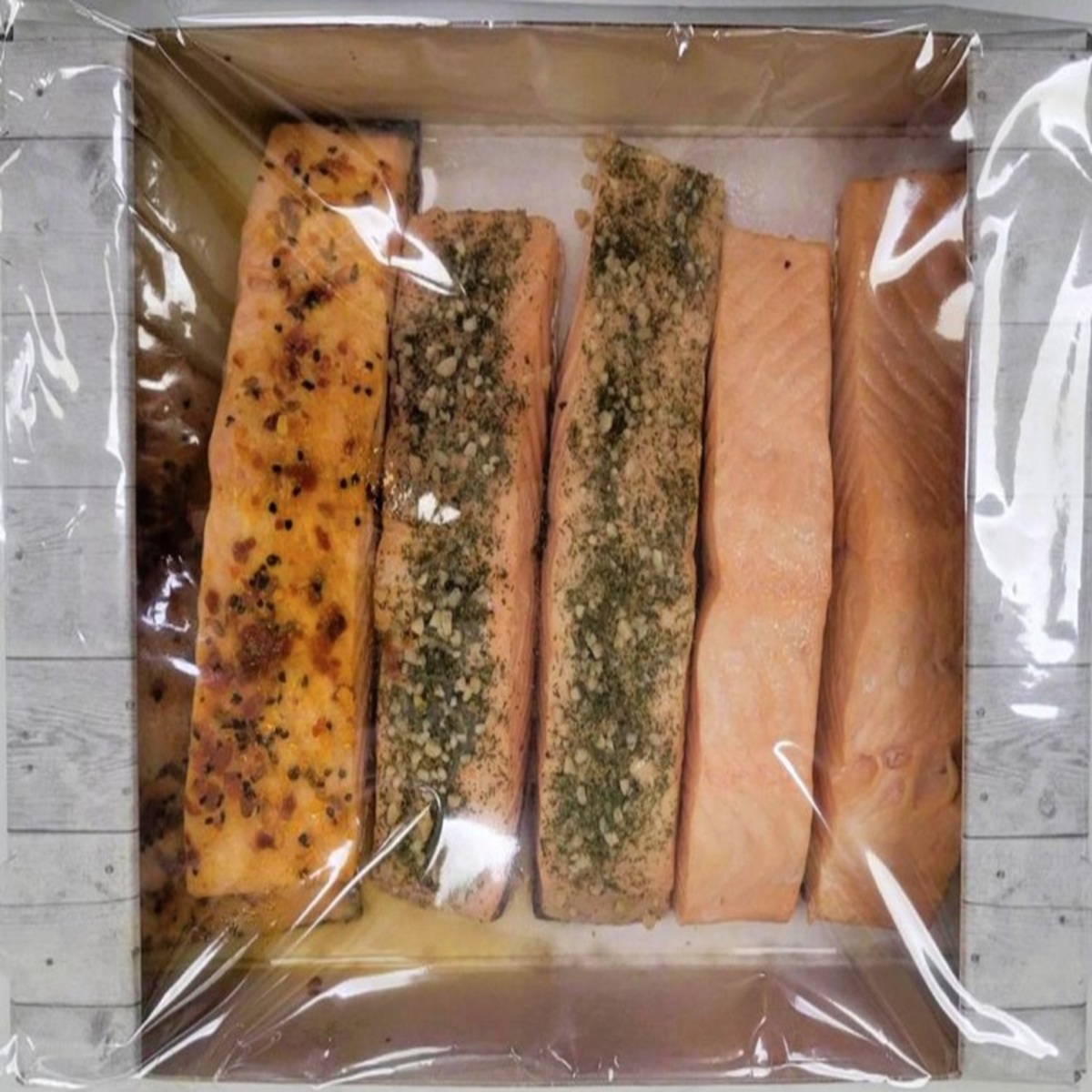 Steki Parowane Z Łososia Ze Skórą Mix Przypraw, Map Ok. 200G